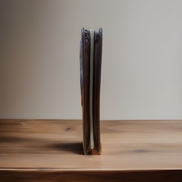 Eccolo World Traveler Brown Zippered Bible Cover Embossed Cross Handle - Picture 5 of 5